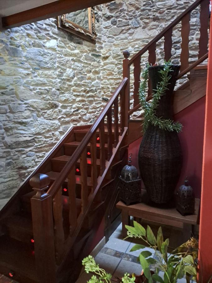 בית הארחה ויביירו 	Casa Almoina מראה חיצוני תמונה