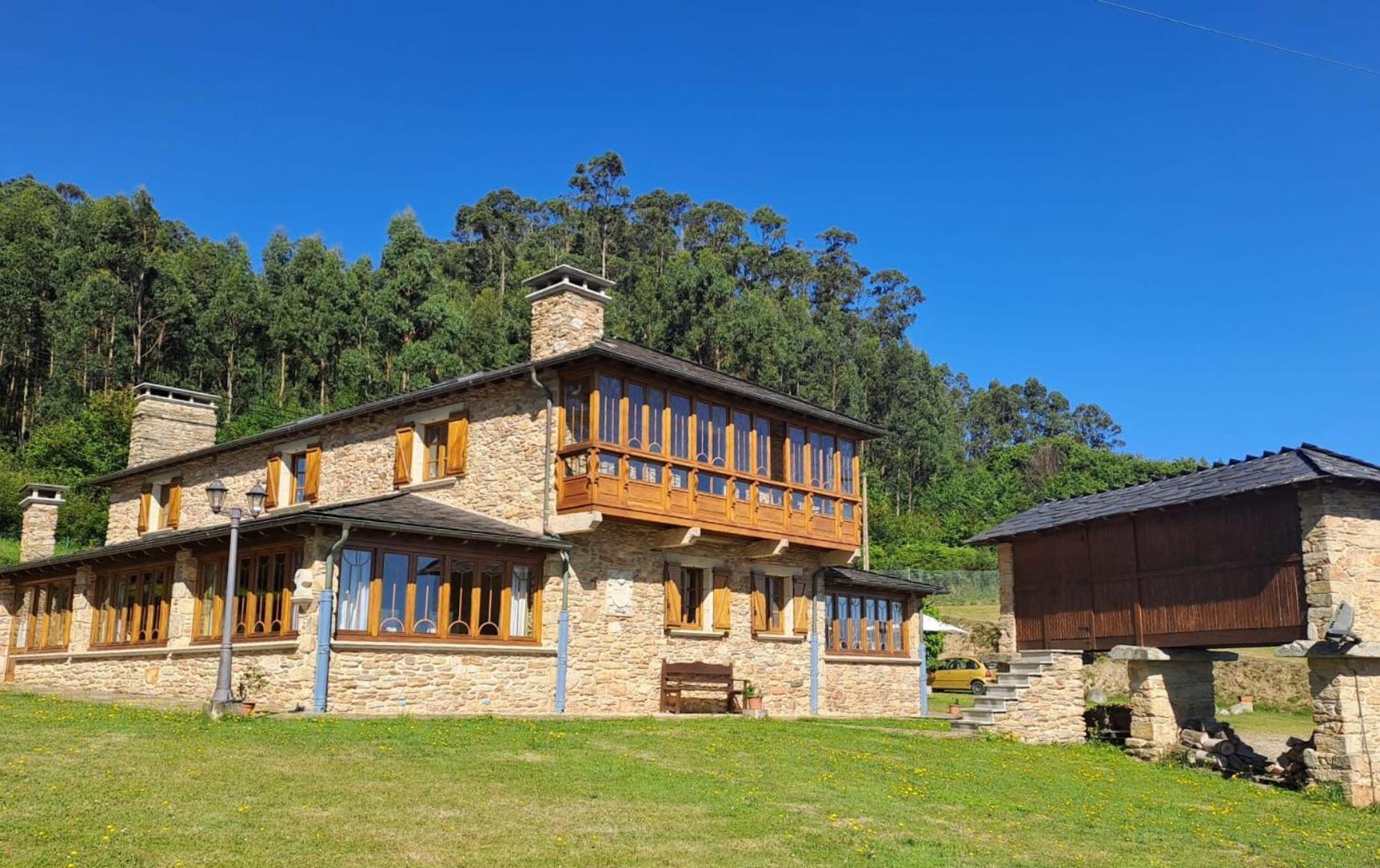 בית הארחה ויביירו 	Casa Almoina מראה חיצוני תמונה